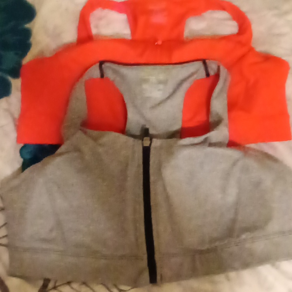 2 XXL women's sports bras